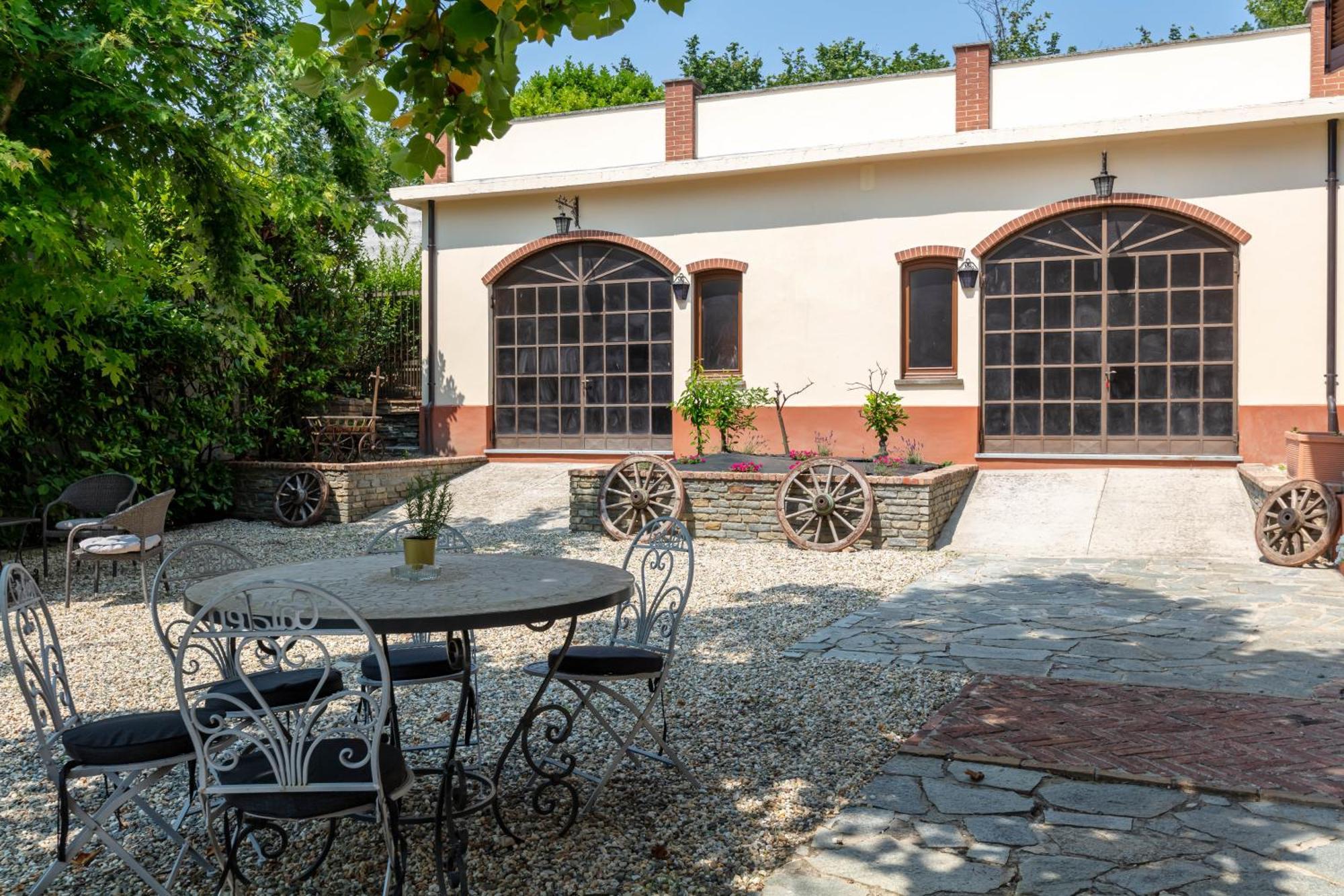 Bed and Breakfast Piemonte Country House Agliano Terme Exterior foto